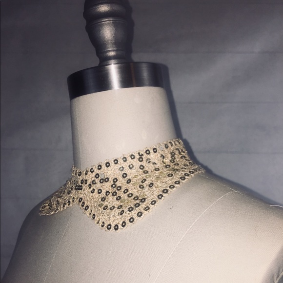 PETER PAN CHOKER NECKLACE - Picture 4 of 4